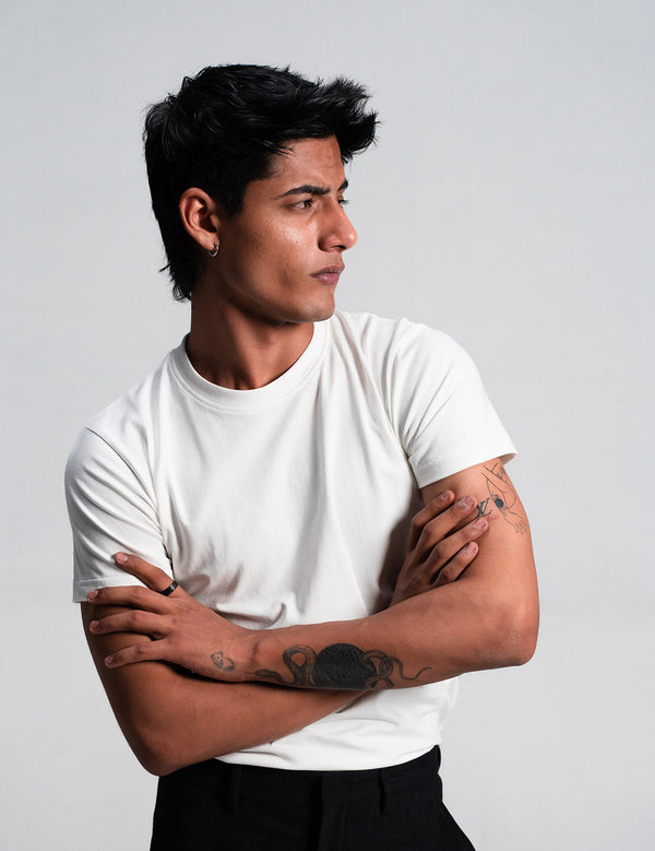 Slim Fit White basic T-Shirt
